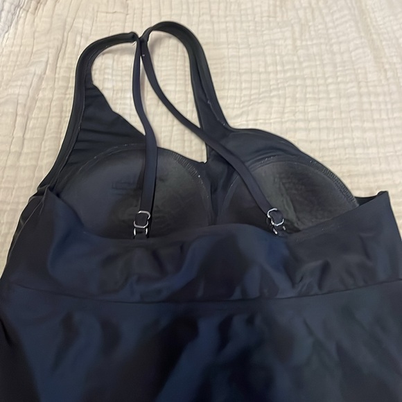 Asymmetrical One Shoulder Maternity Tankini Top - Picture 4 of 6